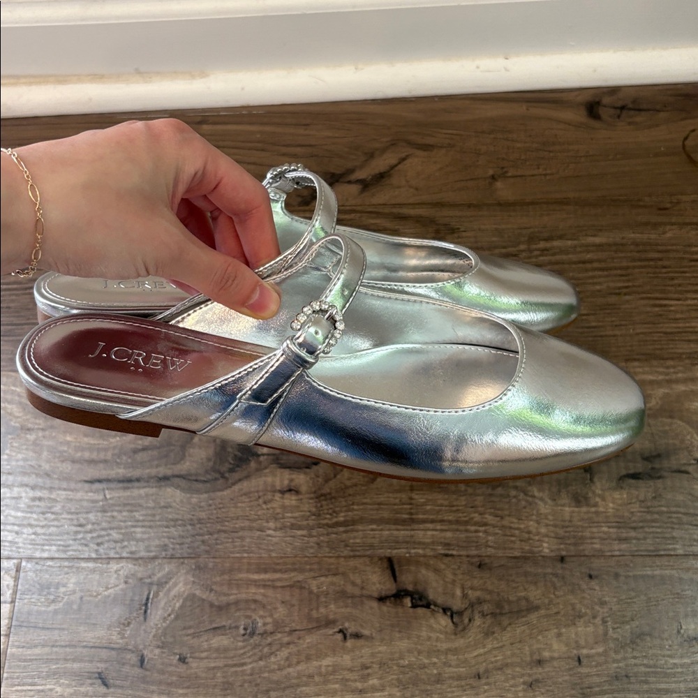 J Crew Silver Metallic Mary Jane Mules Gem Detail Size 8.5 Preppy Party Academia - Picture 4 of 9
